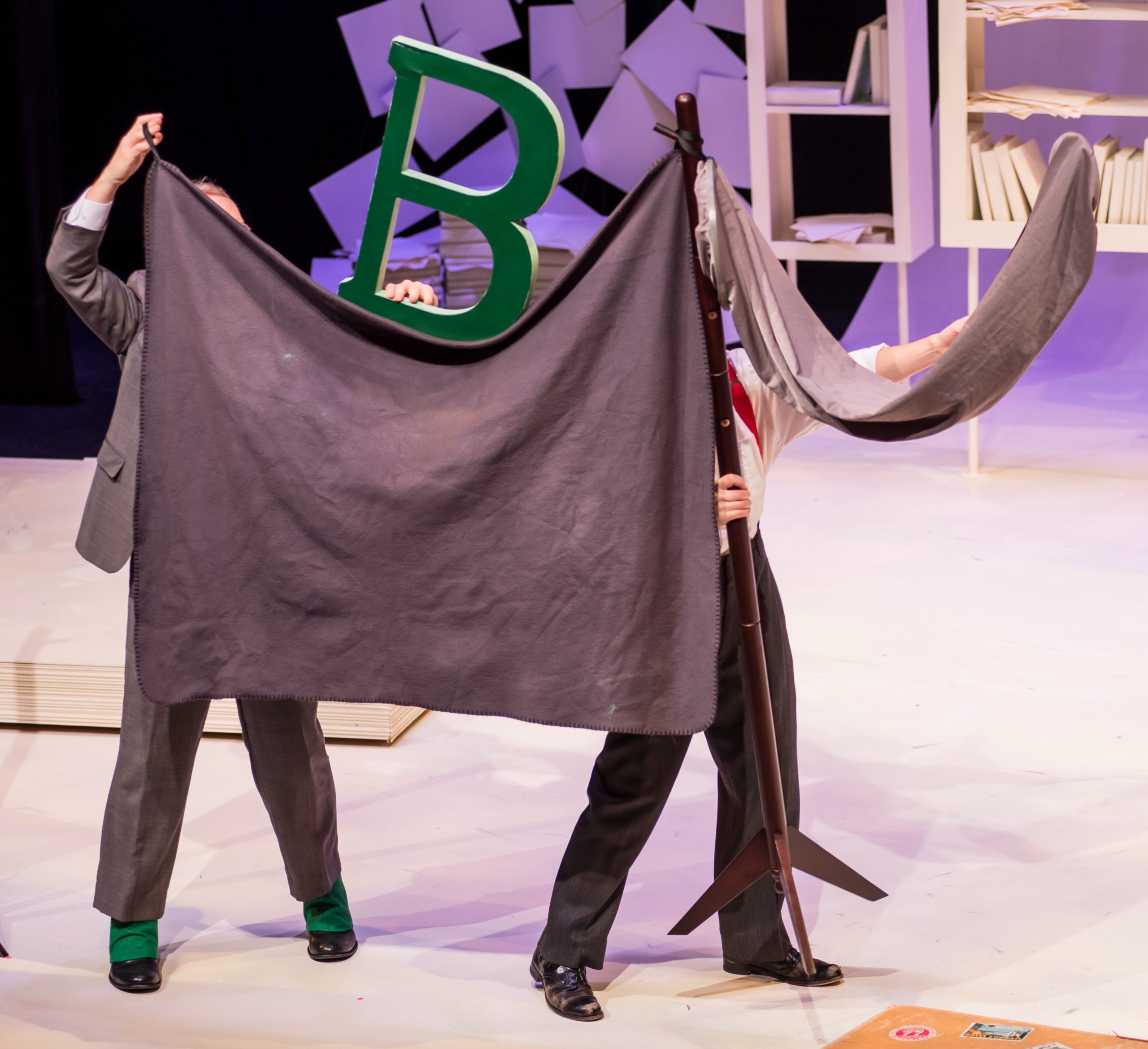 Imagen del accesorio de Babar por Really Inventive Stuff | Festival de Música Familiar de Colorado