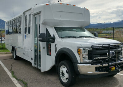 Viaja gratis en el autobús Hop Shuttle hasta Chautauqua.